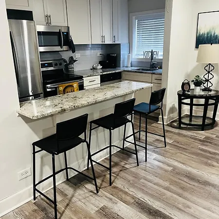 Cozy Downtown Atlanta Condo